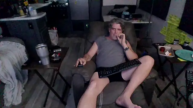 Snapshot of lateniter chatting on 02-19-26, 02:30 lateniter online show from 02-19-26, 02:30