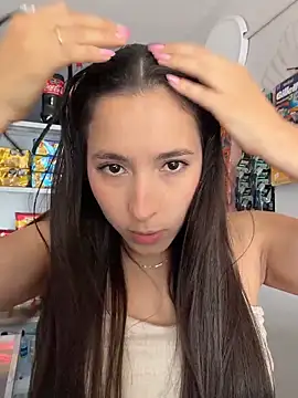 LittleDoll    online show from 03-21-26, 12:31