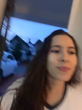 LittleDoll    online show from 11-12-25, 10:35