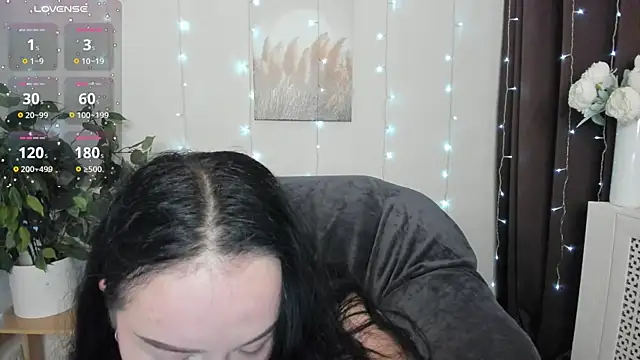 Lori  Hell online show from 10-08-25, 02:24