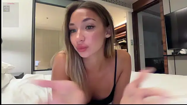 Snapshot of bailey_kat chatting on 05-28-26, 04:57 bailey kat online show from 05-28-26, 04:57
