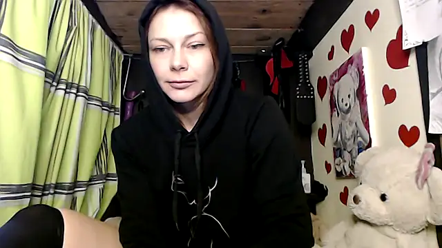 Snapshot of HarleyQuinn_69 chatting on 12-28-24, 06:29 HarleyQuinn 69 online show from 12-28-24, 06:29