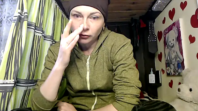 Snapshot of HarleyQuinn_69 chatting on 03-18-25, 07:33 HarleyQuinn 69 online show from 03-18-25, 07:33