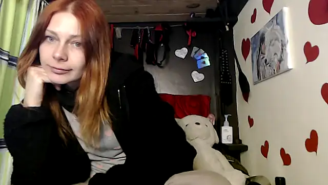 Snapshot of HarleyQuinn_69 chatting on 10-22-25, 02:27 HarleyQuinn 69 online show from 10-22-25, 02:27