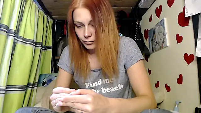 Snapshot of HarleyQuinn_69 chatting on 09-11-25, 11:43 HarleyQuinn 69 online show from 09-11-25, 11:43