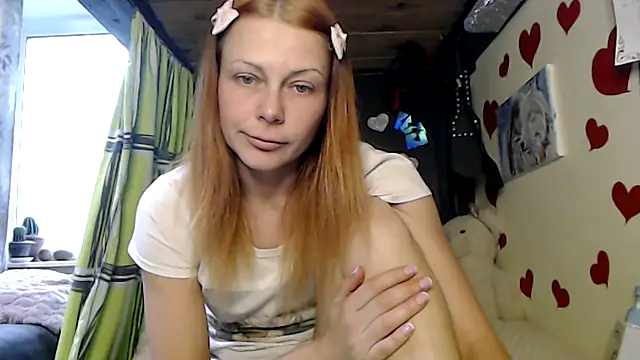 Snapshot of HarleyQuinn_69 chatting on 09-23-25, 01:18 HarleyQuinn 69 online show from 09-23-25, 01:18