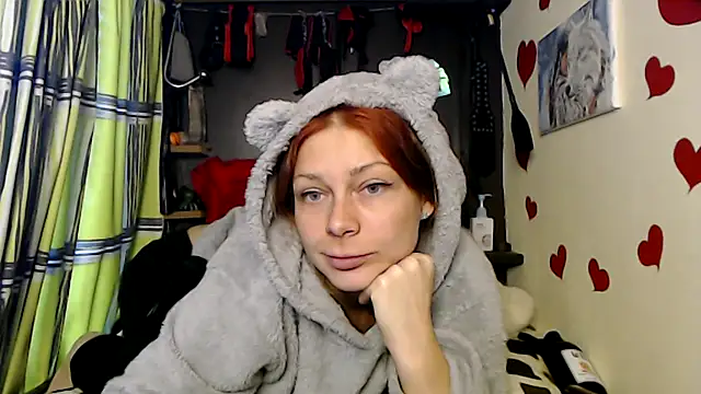 Snapshot of HarleyQuinn_69 chatting on 10-23-25, 11:42 HarleyQuinn 69 online show from 10-23-25, 11:42