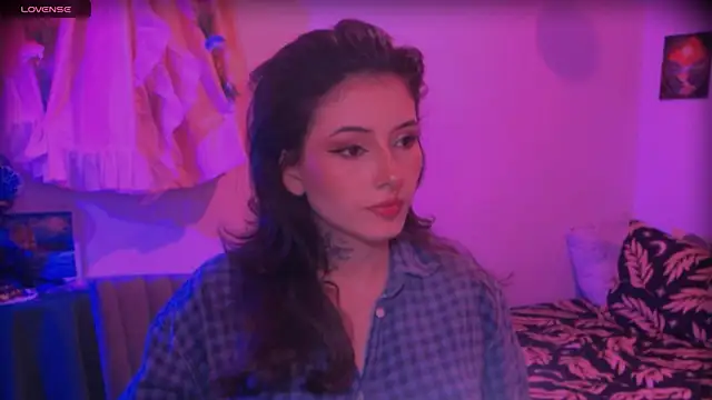 LiliJones  online show from 03-28-26, 07:59