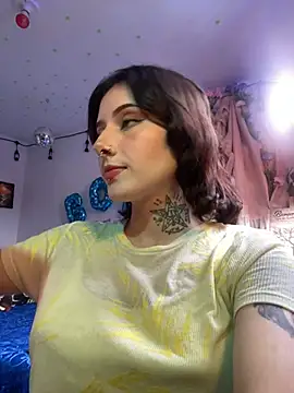 Snapshot of LiliJones_ chatting on 04-27-26, 06:50 LiliJones online show from 04-27-26, 06:50