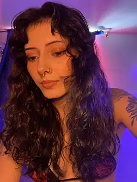 LiliJones  online show from 11-13-25, 04:22