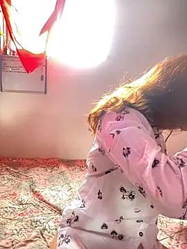 LiliJones  online show from 10-03-25, 05:25