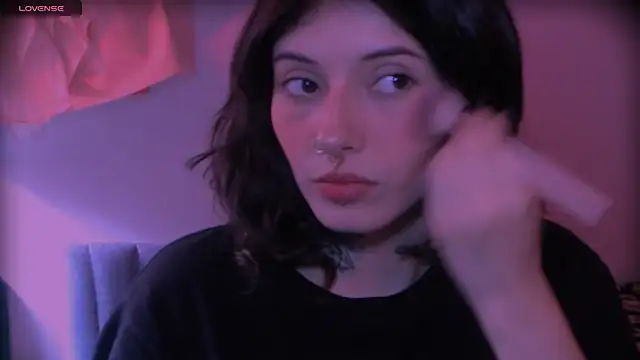 LiliJones  online show from 03-26-26, 05:11