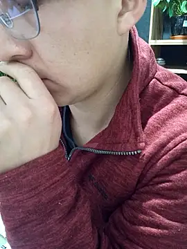 Snapshot of 97banana chatting on 09-16-25, 12:33 97banana online show from 09-16-25, 12:33