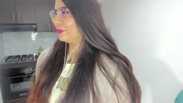 Luna Dumont online show from 03-10-26, 11:03