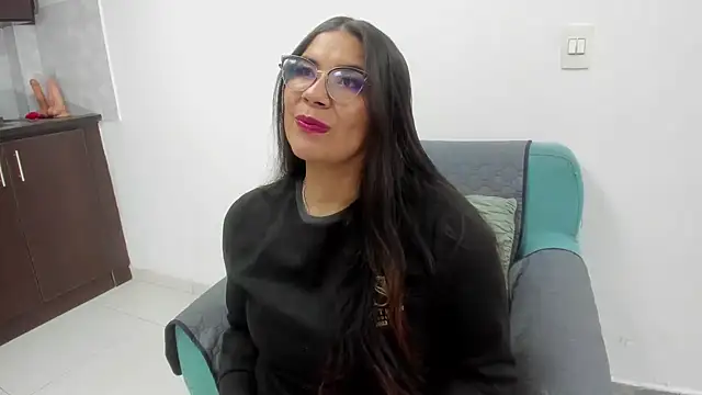 Luna Dumont online show from 11-29-25, 11:21