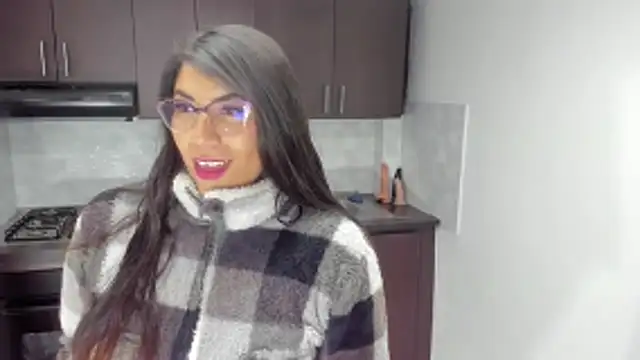 Snapshot of Luna_Dumont chatting on 04-28-26, 11:03 Luna Dumont online show from 04-28-26, 11:03