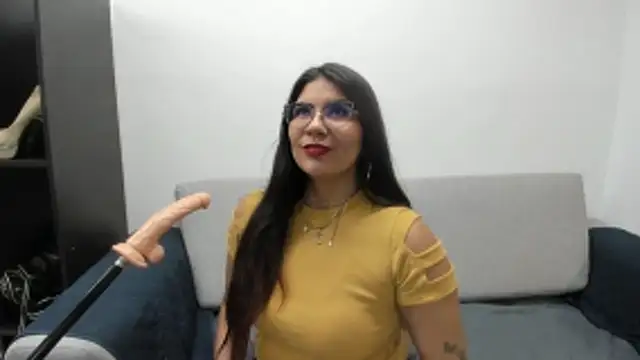 Luna Dumont online show from 10-12-25, 11:44