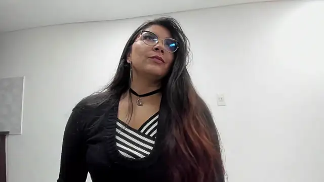 Luna Dumont online show from 10-05-25, 11:23