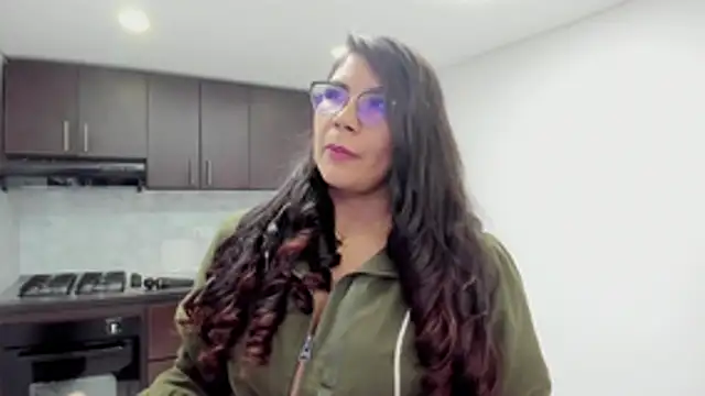 Luna Dumont online show from 11-04-25, 11:03