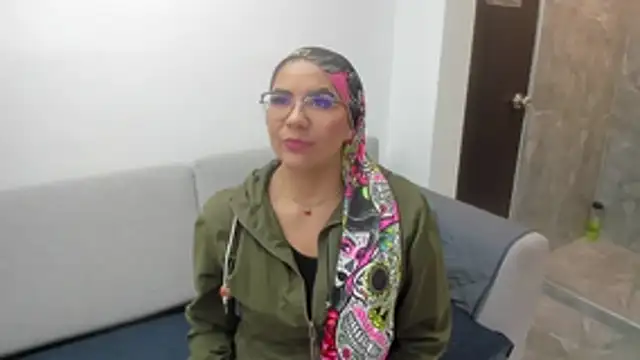 Luna Dumont online show from 01-15-26, 11:13