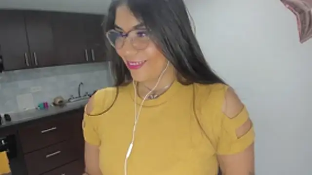 Luna Dumont online show from 03-05-26, 11:07