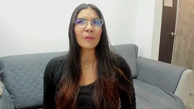 Luna Dumont online show from 11-20-25, 11:11