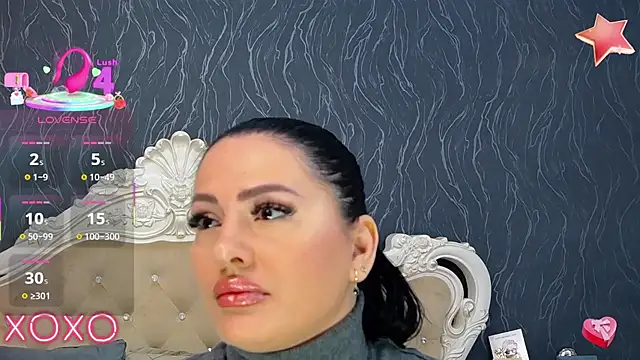 Snapshot of Lauren_Saint chatting on 02-19-25, 08:44 Lauren Saint online show from 02-19-25, 08:44