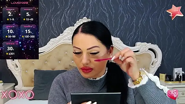 Snapshot of Lauren_Saint chatting on 02-06-25, 08:50 Lauren Saint online show from 02-06-25, 08:50