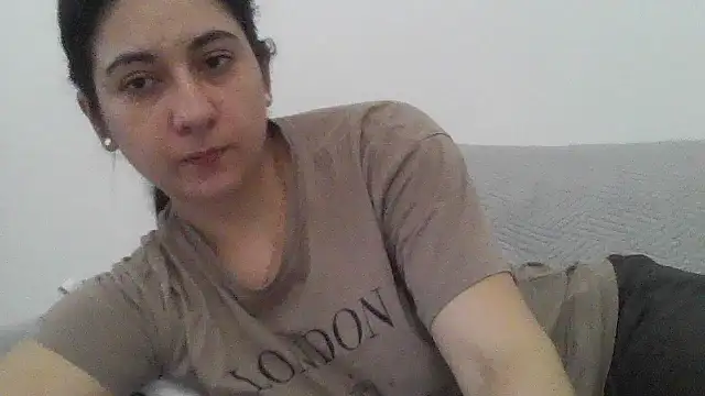 Snapshot of davenmichelle00 chatting on 04-05-26, 05:14 davenmichelle00 online show from 04-05-26, 05:14
