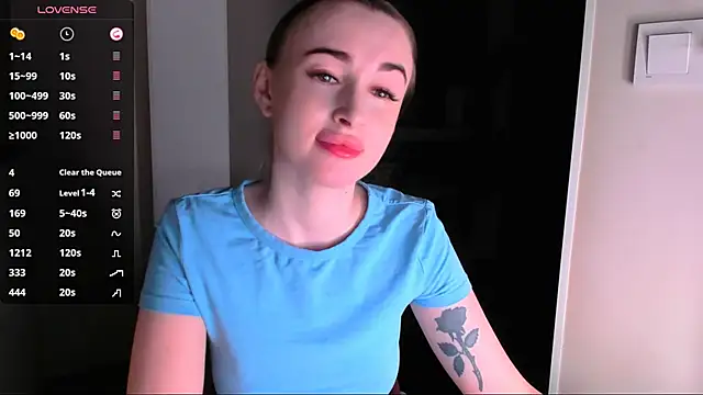 Kimmberr online show from 01-10-25, 03:29
