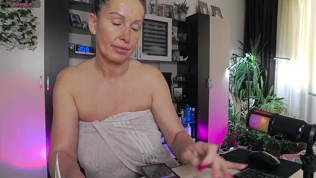 SheilaRyan online show from 03-23-26, 05:07