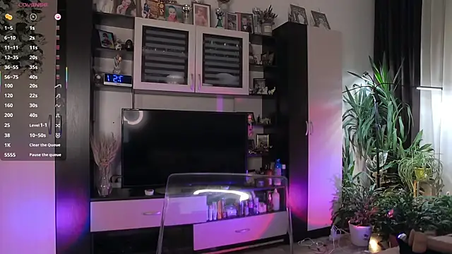 SheilaRyan online show from 04-04-26, 04:52