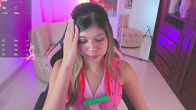 NATAASHA    online show from 11-04-25, 03:21