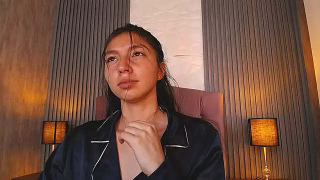 Snapshot of kendall_saenz chatting on 02-20-25, 07:52 kendall saenz online show from 02-20-25, 07:52