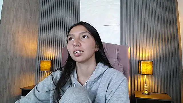 Snapshot of kendall_saenz chatting on 03-05-25, 07:49 kendall saenz online show from 03-05-25, 07:49