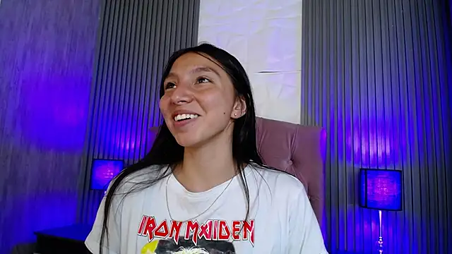 Snapshot of kendall_saenz chatting on 03-13-25, 07:50 kendall saenz online show from 03-13-25, 07:50