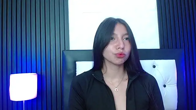 kendall saenz online show from 10-24-25, 02:16