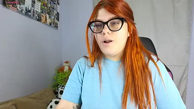 lucie nicolls online show from 02-21-25, 06:59