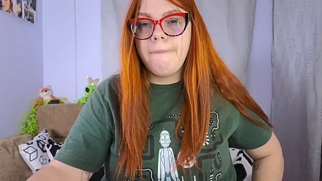 lucie nicolls online show from 03-03-25, 04:10