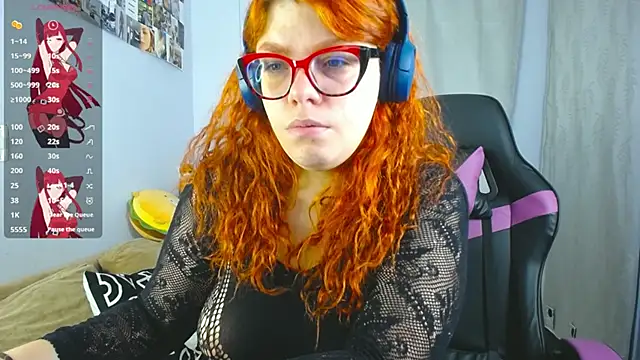 lucie nicolls online show from 03-11-25, 07:58