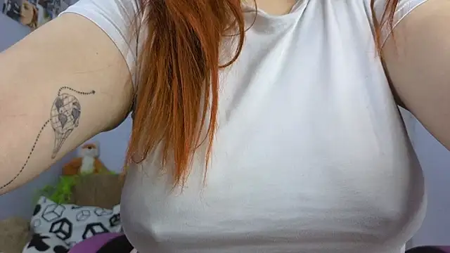 lucie nicolls online show from 02-24-25, 03:23