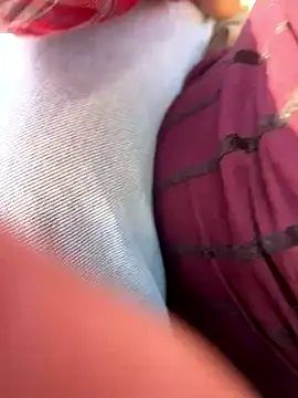 NudePedal online show from 04-09-26, 04:36