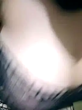 Snapshot of perfect_cums chatting on 03-27-26, 08:54 perfect cums online show from 03-27-26, 08:54