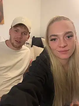 Snapshot of LizzyLush_ chatting on 10-31-25, 02:08 LizzyLush  online show from 10-31-25, 02:08