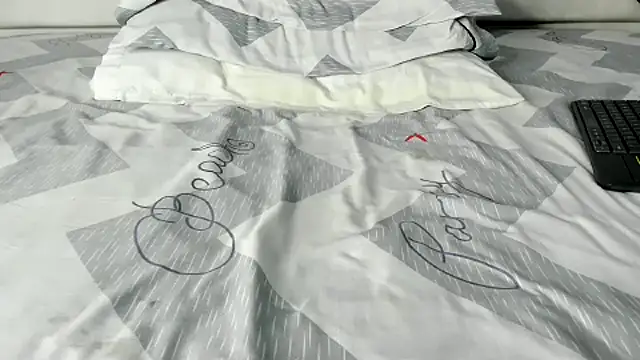 maybelline69 online show from 10-21-25, 08:25