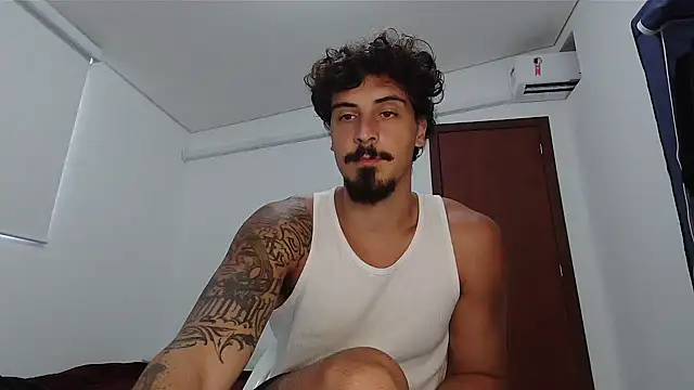 milkoffe online show from 02-10-26, 02:38