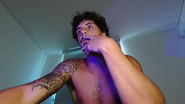 milkoffe online show from 03-21-26, 02:54