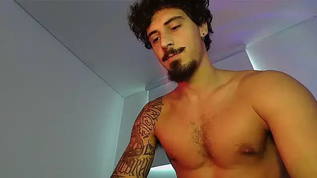 milkoffe online show from 04-13-26, 02:54