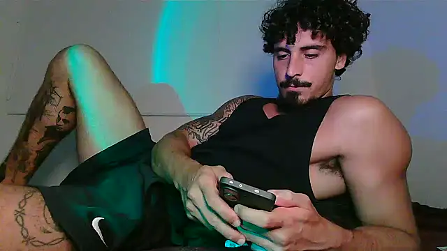 milkoffe online show from 03-12-26, 02:39