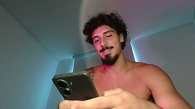 milkoffe online show from 03-25-26, 01:10